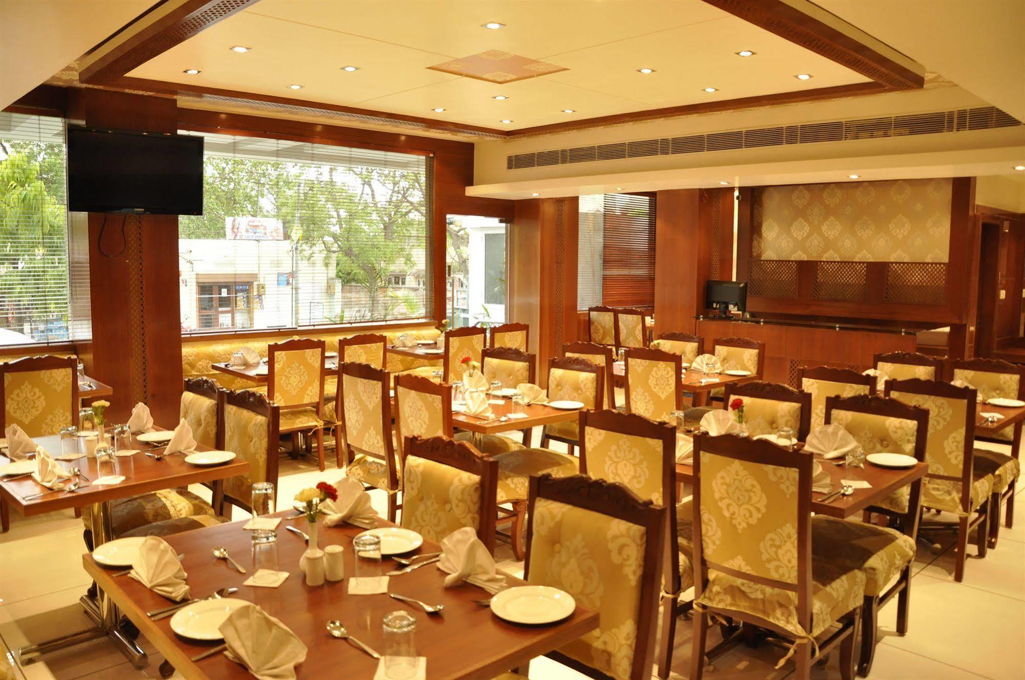Jaipur Cm-A Luxury Boutique Hotel Экстерьер фото
