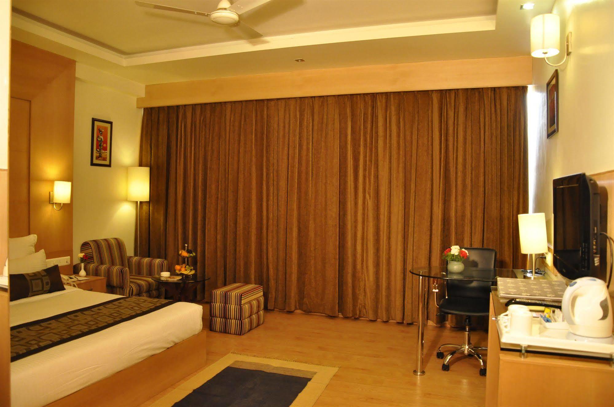 Jaipur Cm-A Luxury Boutique Hotel Экстерьер фото
