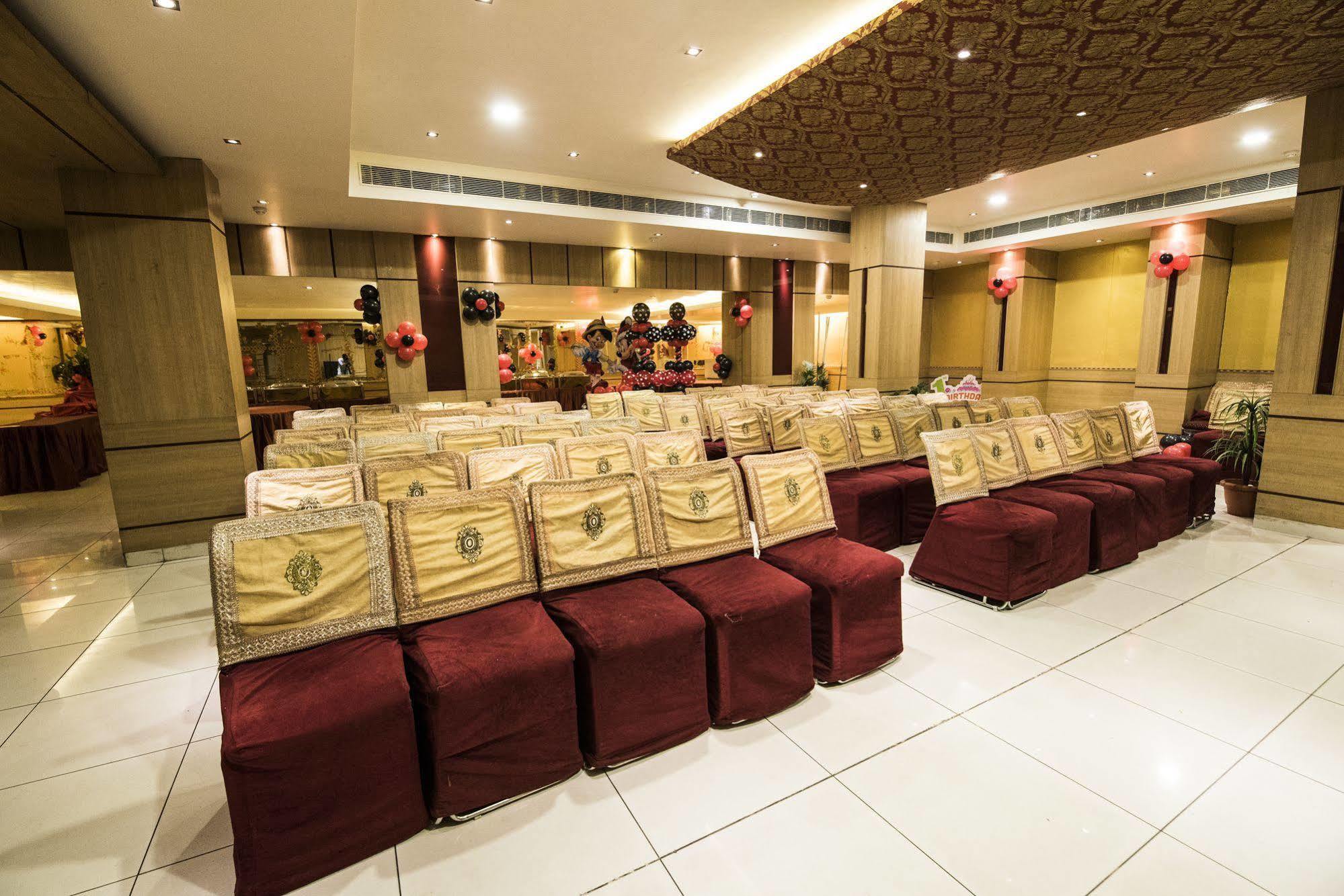 Jaipur Cm-A Luxury Boutique Hotel Экстерьер фото